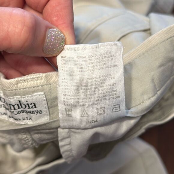 Columbia Light Cream Cargo Utility Shorts Men’s US Waist 34 Inseam 10” - Picture 7 of 7